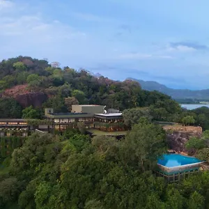 ***** Отель Heritance Kandalama Шри-Ланка